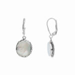 Pendientes LUANA madreperla gancho omega